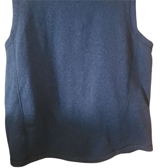 WindRiver T-max heat Blue sleeveless zip-up sweater vest - Picture 9 of 11